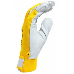 Luva de proteção branca com forro e punho amarelo, mostrando o polegar e a parte superior em fundo branco, ideal para uso industrial.